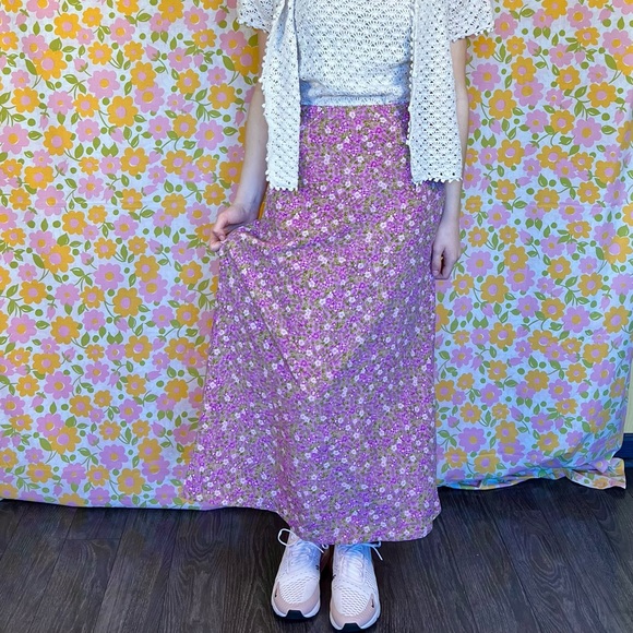 Christopher & banks purple ditzy floral midi skirt. - Picture 1 of 7